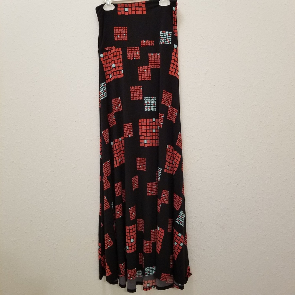 New maxi skirt